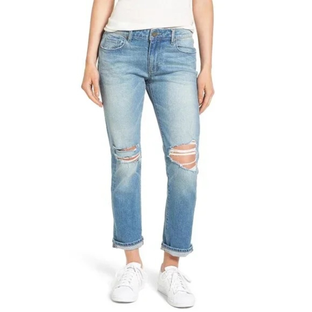 PAIGE Brigitte‎ Boyfriend Jeans in Regent Destructed.